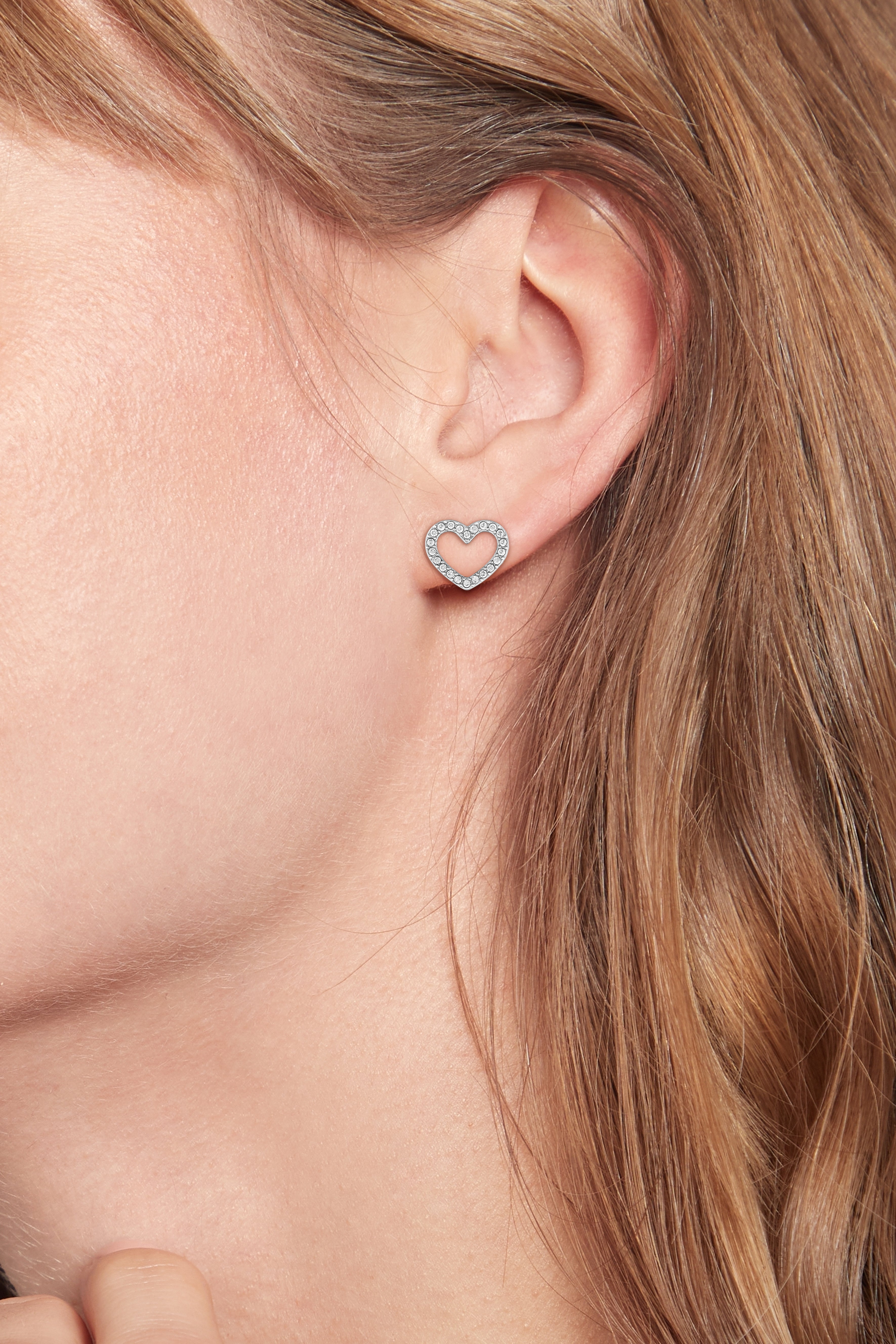 Tommy Hilfiger Crystal Heart Stud Earrings in Silver – Cherry Soda