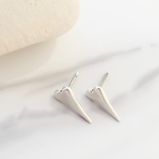 Orli Mini Pointed Heart Stud Earrings in Silver