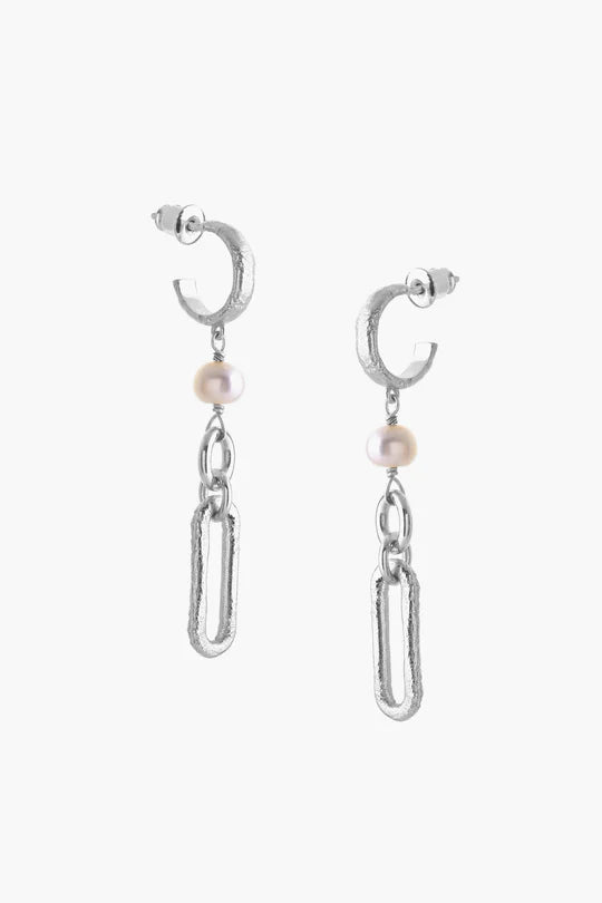Tutti & Co. Virtue Earrings in Silver