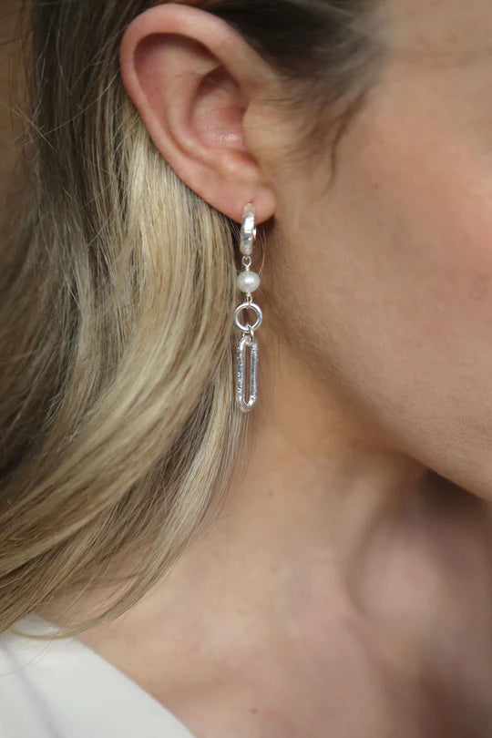 Tutti & Co. Virtue Earrings in Silver